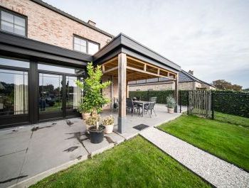 Houten bijgebouwen poolhouse seniorenwoning